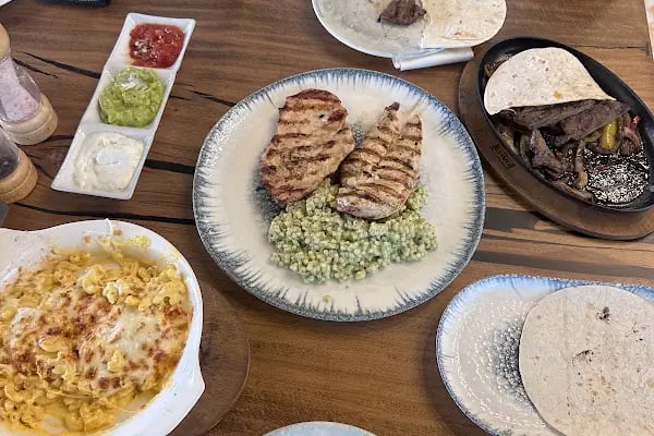 38 Eatery - Resim 4