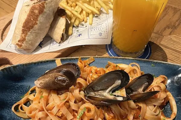 38 Eatery - Resim 13