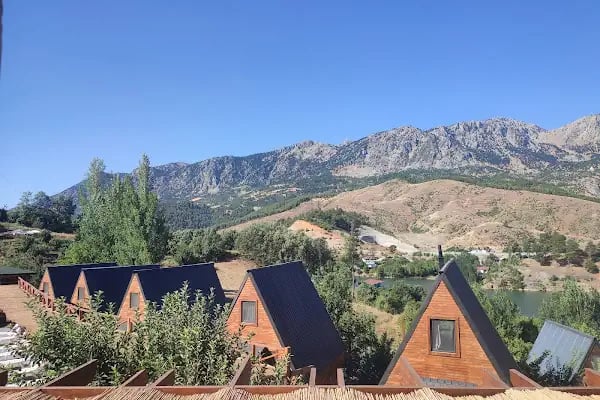 Ferah Yayla Bungalov &amp; Restoran - Resim 3