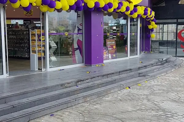 GRATİS MOZAİK ÇARŞI AVM - Resim 8