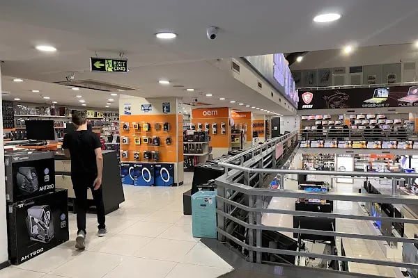 Yıldız Teknik Bilişim & MacBook Notebook Onarım Merkezi - Resim 4
