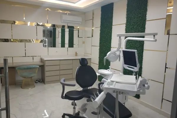 Ahsen Ağız ve Diş Sağlığı Polikliniği - Resim 18