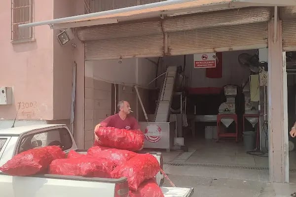 Karaisalı Biber Çekim Merkezi - Resim 4
