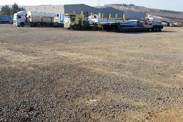 Akabe Yediemin Otoparkı - Resim 7