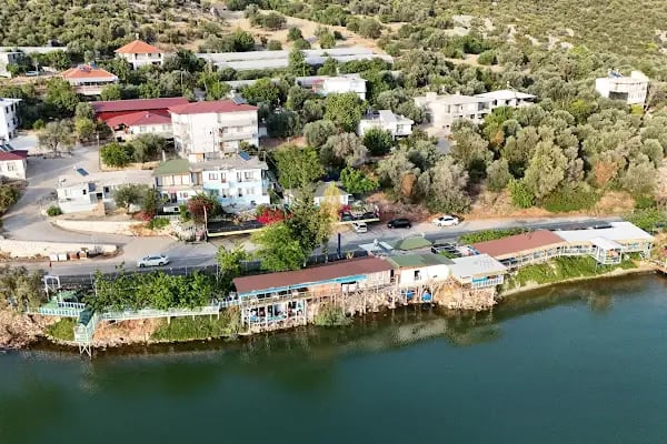 Yüzerköşk Mavi Yengeç Restaurant - Resim 18