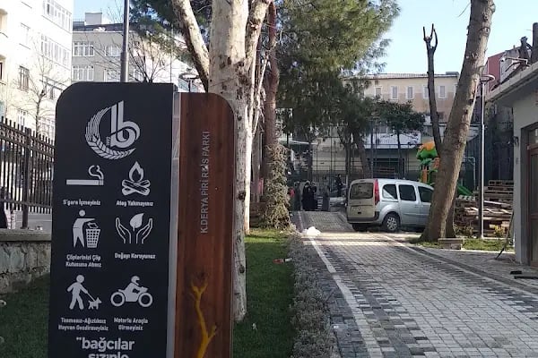 Piri Reis Parkı - Resim 12