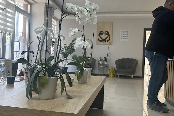 Dent Nilüfer Ağız ve Diş Sağlığı Merkezi - Resim 15