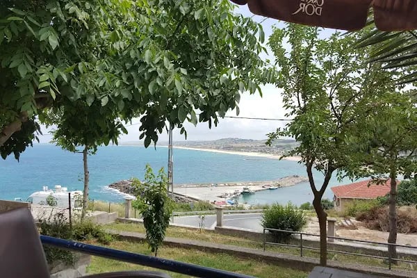 ARNAVUTKÖY BELEDİYESİ KARABURUN KAFE - Resim 1