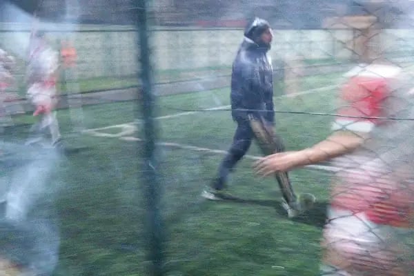 Kazım Besif Futbol Sahası - Resim 17