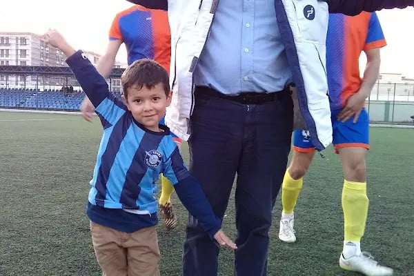 Kazım Besif Futbol Sahası - Resim 18