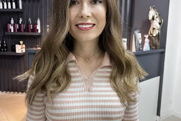 Sultan Bedir Hair Studio Denizli Bayan Kuaförü - Resim 20