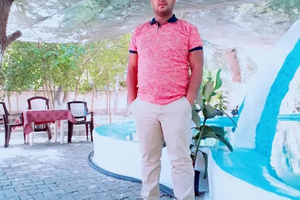 Akçakale Belediyesi Şht. Jandarma Astsubay Çavuş Halil Kanat Parkı - Resim 3