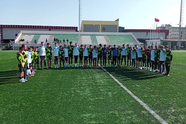 Bornova Belediyesi Tatlı Mustafa Stadyumu - Resim 7