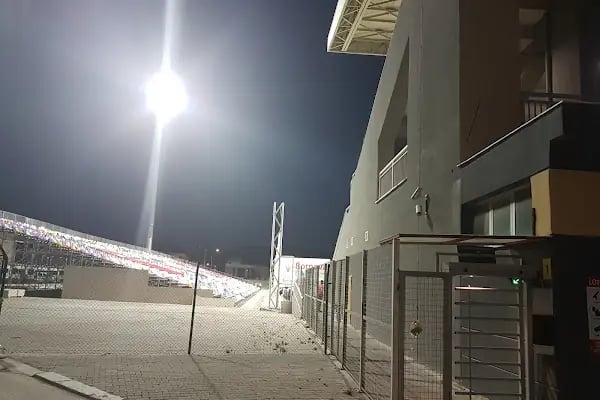 Bornova Aziz Kocaoğlu Stadyumu - Resim 19