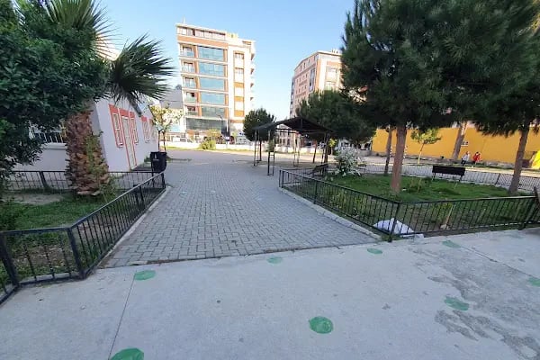 Atatürk İlkokulu - Resim 3
