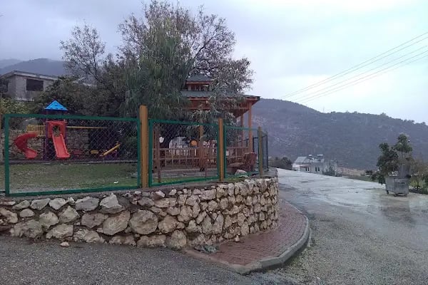 Karşıyaka Çocuk Parkı - Resim 5