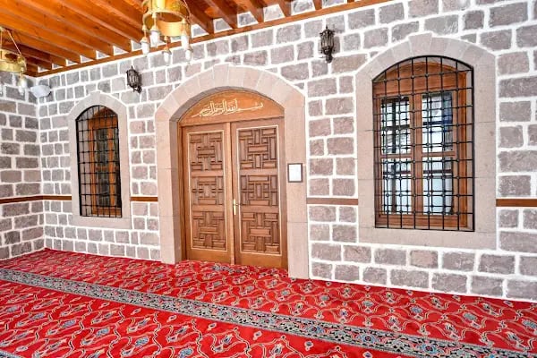 Mehmetçik Cami - Resim 3