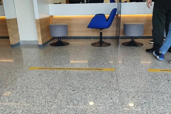 Yapı Kredi Bankası ATM - Adana Koza Şubesi 2 - Resim 3