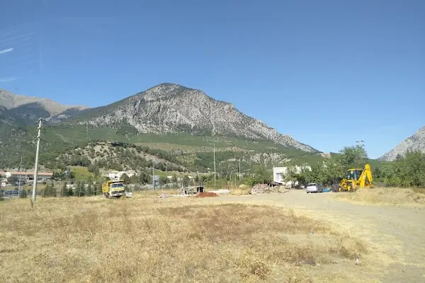 Pozantı stadyumu - Resim 4