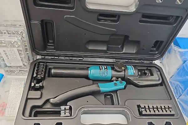 SAİMOĞLU ELEKTRİK ELEKTRONİK OTOMASYON VE HIRDAVAT MALZEMELERİ A.Ş. Osb. şubesi - Resim 7