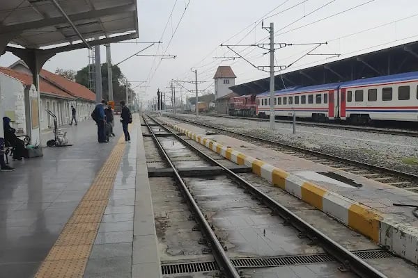 BALIKESİR TREN GARI - Resim 2