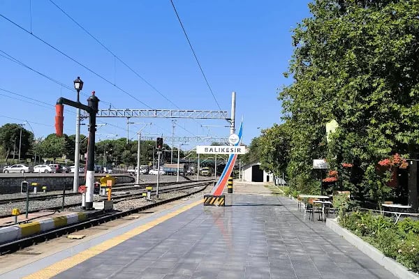 BALIKESİR TREN GARI - Resim 9