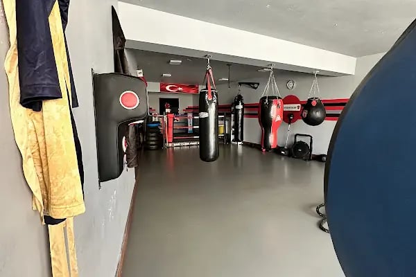 Ataşehir Boks Baki Yılmaz Fight Club Academy - Resim 15