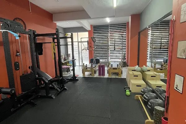 Büşra Günay Training Studio İzmir - Resim 4