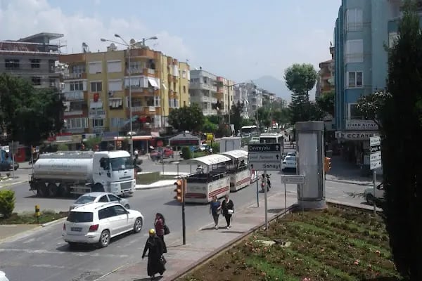 Alanya Uzmanlar Ağız ve Diş Sağlığı Polikliniği - MyDentistTurkey Dental Clinic - Resim 5
