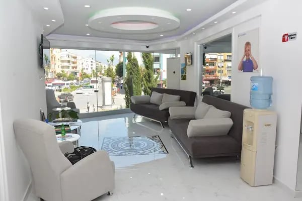 Alanya Uzmanlar Ağız ve Diş Sağlığı Polikliniği - MyDentistTurkey Dental Clinic - Resim 4