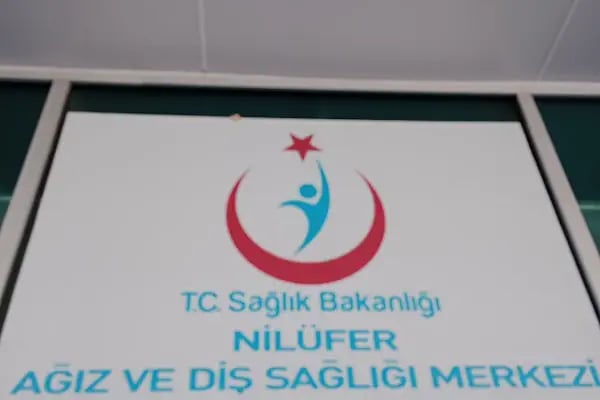 Nilüfer Ağız Ve Diş Sağlığı Hastanesi - Resim 17