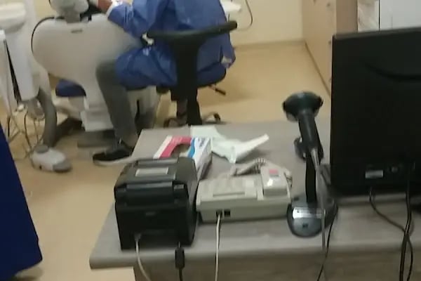 Nilüfer Ağız Ve Diş Sağlığı Hastanesi - Resim 20