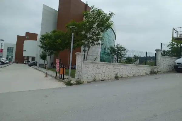 Nilüfer Ağız Ve Diş Sağlığı Hastanesi - Resim 5