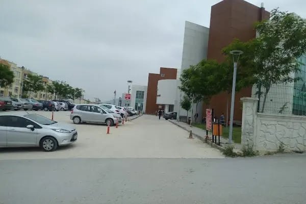 Nilüfer Ağız Ve Diş Sağlığı Hastanesi - Resim 15
