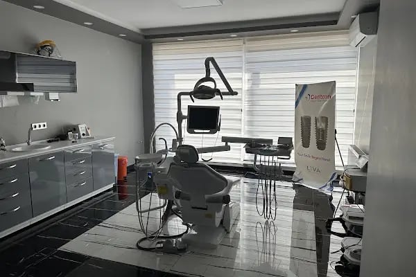 Özel Güneşevler Diş Polikliniği - Resim 18