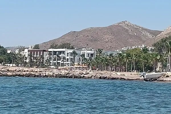 Public beach - Resim 9