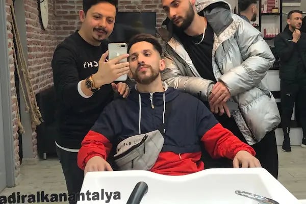 Kadir Alkan Hair Artist Erkek Kuaförü Antalya - Resim 4