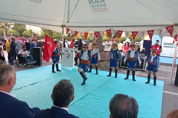 Türk Kızılay'ı Adana Kan Bağış Merkezi - Resim 10