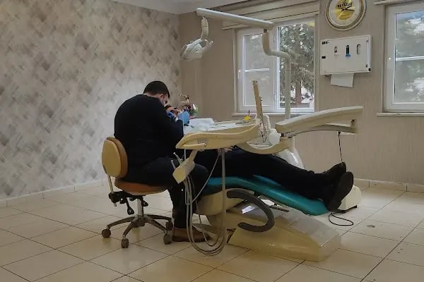 Dishekimi Ahmet Oskay Poliklinigi - Resim 14