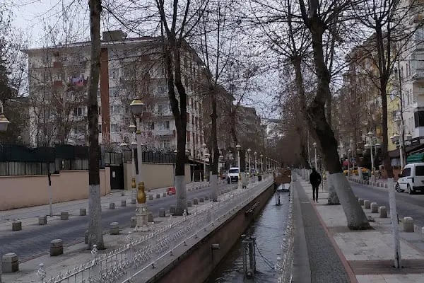 Hürriyet Parkı - Resim 17