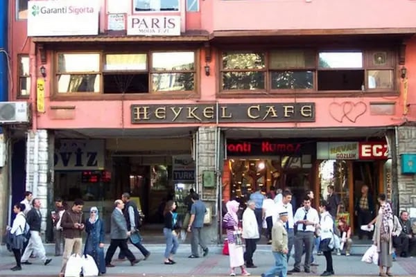 Heykel Cafe - Resim 19