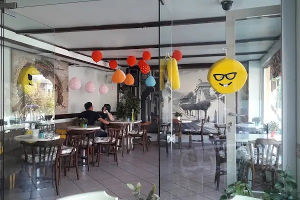 Heykel Cafe - Resim 11