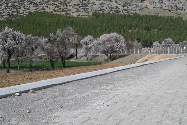 Kadir Çetin Parkı - Resim 4