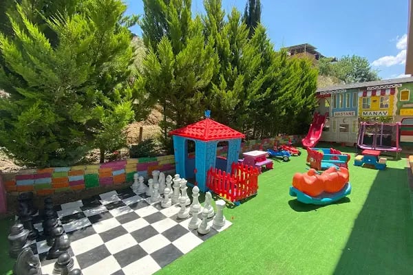 GEMLİK MUTLU ÇOCUKLAR MONTESSORİ ANAOKULU - Resim 2