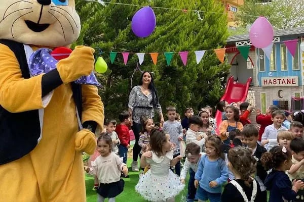 GEMLİK MUTLU ÇOCUKLAR MONTESSORİ ANAOKULU - Resim 12