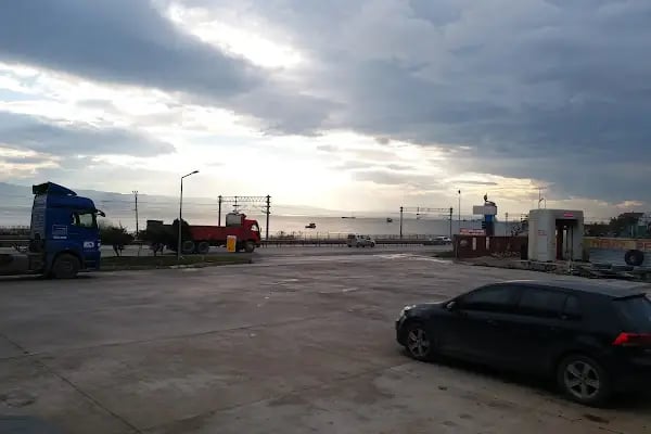 DenizBank İzmit Şubesi - Resim 1
