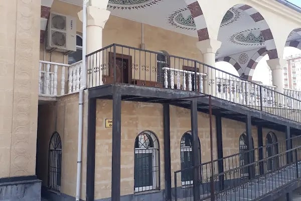 emine konukoğlu cami - Resim 12
