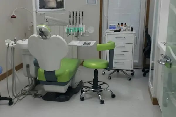 Diş Hekimi Hande Kahya ağız ve diş sağlığı polikliniği - Resim 17
