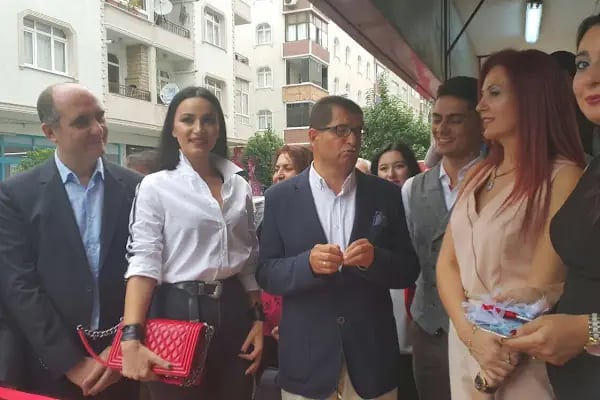 Diş Hekimi Hande Kahya ağız ve diş sağlığı polikliniği - Resim 10