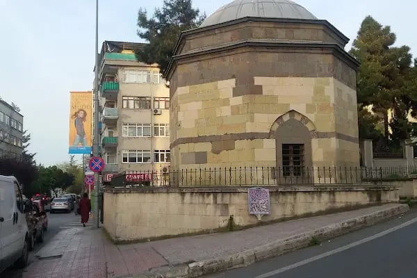 Emir Mehmet Türbesi - Resim 1
